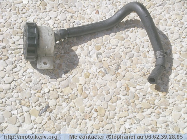 Maitre cylindre de frein arriere+son bocal+durites 2